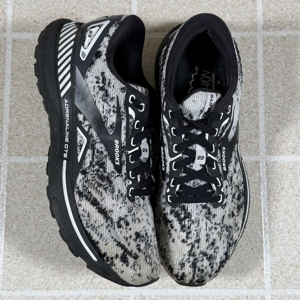 Brooks Adrenaline GTS 23 Womens Running Shoes Black White 1203811B135 Size 10 B